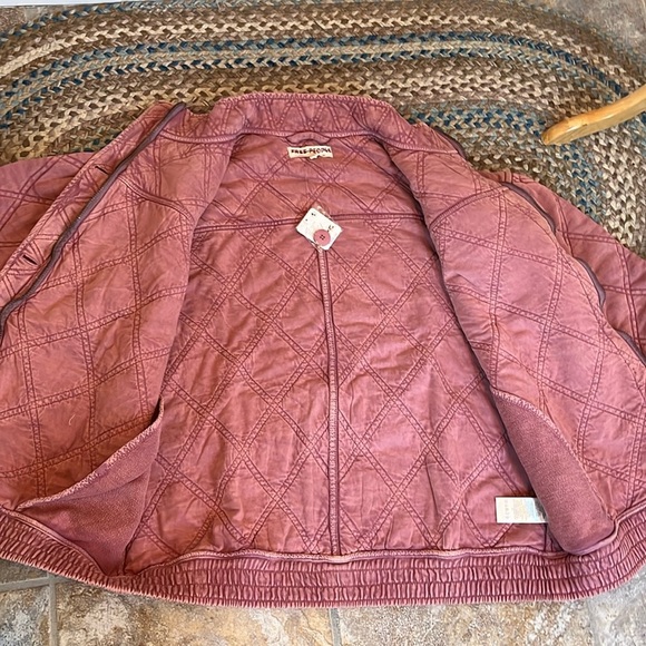 Free People Juno Quilted Oversized Slouchy Bomber Jacket Size Small NWT - Picture 10 of 13